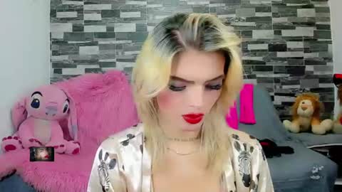 Snapshot of xthesexyboyx chatting on July 18, 2026, 2:05 am Femboy Exotic online show from July 18, 2026, 2:05 am