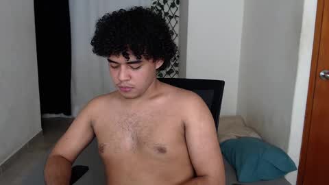 Snapshot of xtranherr chatting on January 14, 2025, 2:29 am xtranherr online show from January 14, 2025, 2:29 am