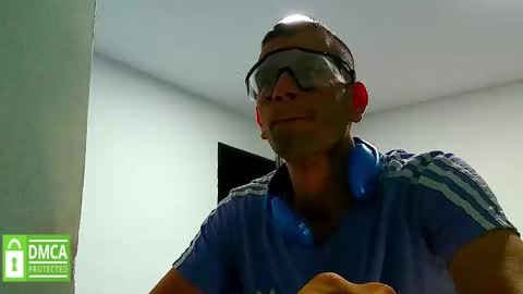 Snapshot of xuyeeg chatting on February 16, 2025, 1:25 am xuyeeg online show from February 16, 2025, 1:25 am