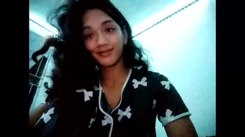 Sophie online show from November 8, 2025, 7:12 pm