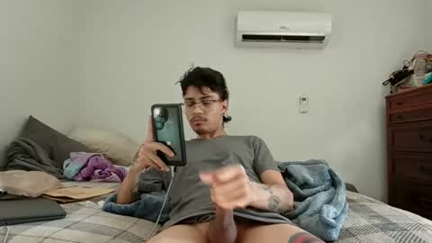 XxJasoneecxX online show from May 14, 2026, 12:45 pm