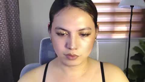 Snapshot of xxjulielovesyouxx chatting on January 10, 2025, 6:31 am July online show from January 10, 2025, 6:31 am