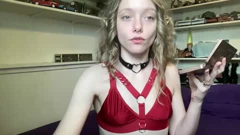 LoveAnastasia online show from September 12, 2025, 5:02 pm