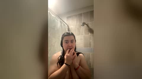 xxlovelykairaxx online show from May 31, 2026, 8:21 am