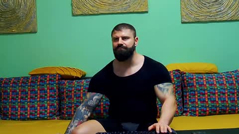 Xtream Leonard online show from February 3, 2025, 2:34 pm