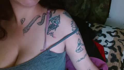   LILI  online show from January 17, 2025, 3:55 am