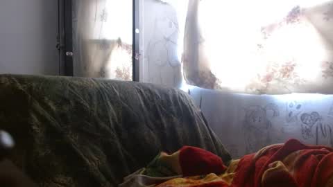   LILI  online show from February 28, 2025, 8:07 pm