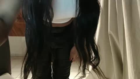 xxxroxanna online show from March 4, 2026, 5:30 pm