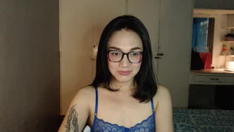 Melissa online show from December 16, 2025, 12:15 am