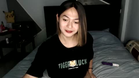 xxxur_wild_asianxxx online show from February 1, 2025, 1:02 am