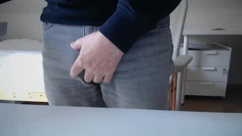 xxxxhardyxxxx online show from November 3, 2025, 1:12 pm