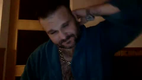 Snapshot of xyloreto80 chatting on January 7, 2025, 10:41 pm xyloreto80 online show from January 7, 2025, 10:41 pm