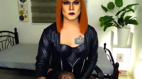 Snapshot of xyournightmarequeenx chatting on May 11, 2026, 11:27 am QueenMarina online show from May 11, 2026, 11:27 am