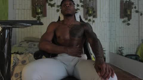 yacksson_lawrence online show from December 11, 2024, 4:49 am