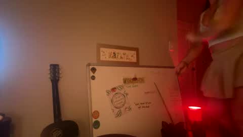 yagirlpeachezzz online show from July 16, 2026, 5:24 am