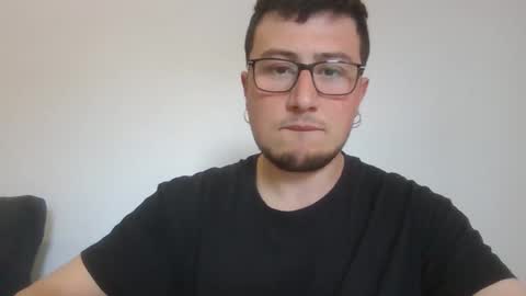 Snapshot of yakajoe97 chatting on April 8, 2026, 10:48 am yakajoe97 online show from April 8, 2026, 10:48 am