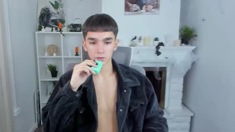 yamitwink online show from October 29, 2025, 8:10 pm