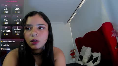 yan_nyan online show from February 9, 2025, 4:29 pm