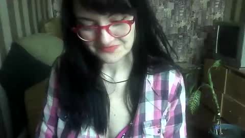 Snapshot of yanafiesta chatting on March 3, 2026, 12:22 pm yanafiesta online show from March 3, 2026, 12:22 pm