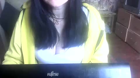 Snapshot of yanafiesta chatting on March 7, 2026, 10:56 am yanafiesta online show from March 7, 2026, 10:56 am