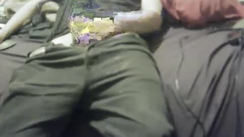 yangolox3 online show from April 16, 2026, 8:42 pm