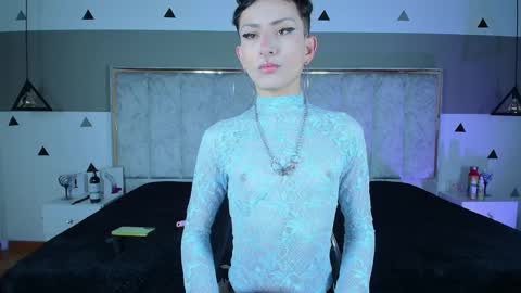 YANG online show from April 6, 2026, 11:33 am