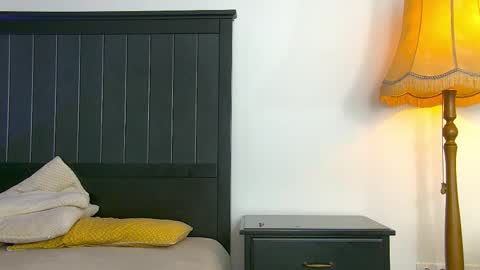 yanira_ass_ online show from February 19, 2026, 5:14 am