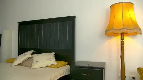 yanira_ass_ online show from March 23, 2026, 5:00 am