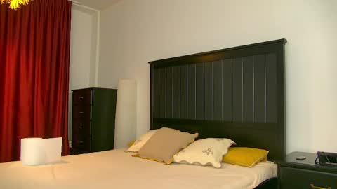 yanira_ass_ online show from April 4, 2026, 3:49 am