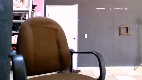 yankoloco92 online show from April 28, 2026, 7:08 pm