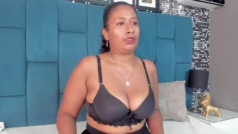 Snapshot of yans_submissive chatting on June 26, 2026, 12:09 pm Yan online show from June 26, 2026, 12:09 pm