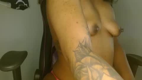 Snapshot of yarabrynnn chatting on December 3, 2024, 10:17 am YARA online show from December 3, 2024, 10:17 am