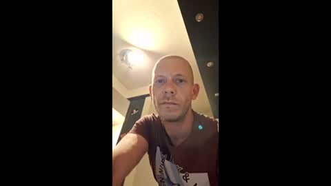 yareck007 online show from April 28, 2026, 10:04 pm