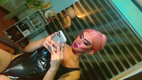 miss yasii online show from July 16, 2026, 2:23 pm