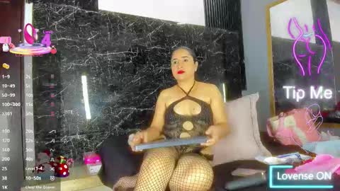 Snapshot of yaya____ chatting on January 8, 2026, 4:37 am yaya____ online show from January 8, 2026, 4:37 am