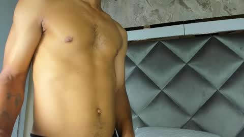 yayi derek  online show from February 21, 2025, 11:55 am