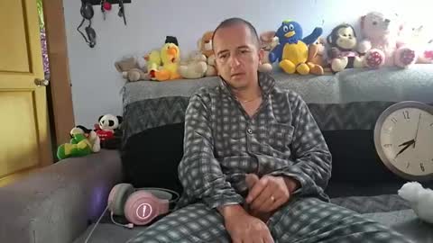 Snapshot of yazfore chatting on January 12, 2026, 1:38 pm Hazzan online show from January 12, 2026, 1:38 pm