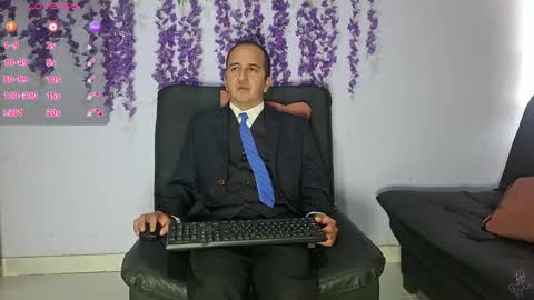 Snapshot of yazfore chatting on February 10, 2026, 2:32 pm Hazzan online show from February 10, 2026, 2:32 pm