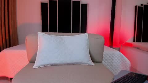 Snapshot of yefersonyoss chatting on June 3, 2026, 2:33 pm Yeferson online show from June 3, 2026, 2:33 pm