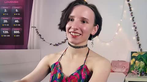 Liya online show from September 21, 2025, 2:19 pm