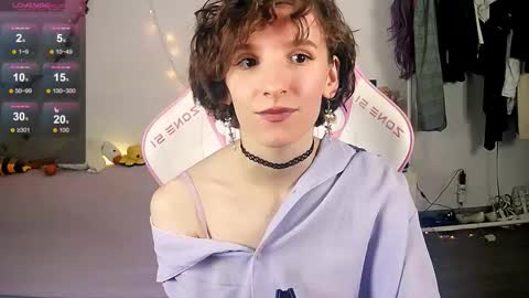 Liya online show from November 28, 2025, 5:59 pm