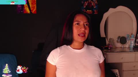 Yesi online show from December 17, 2024, 5:26 pm