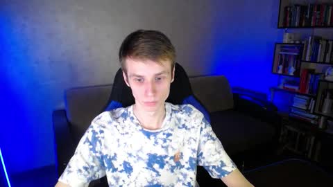 Snapshot of yes_cute_boy_ chatting on February 9, 2026, 3:38 pm Eden online show from February 9, 2026, 3:38 pm