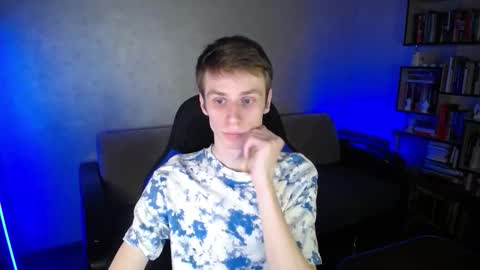 Snapshot of yes_cute_boy_ chatting on February 10, 2026, 2:10 pm Eden online show from February 10, 2026, 2:10 pm