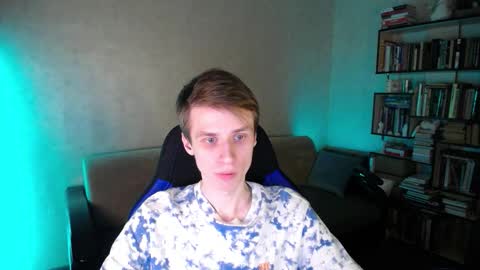 Snapshot of yes_cute_boy_ chatting on March 1, 2026, 4:53 pm Eden online show from March 1, 2026, 4:53 pm