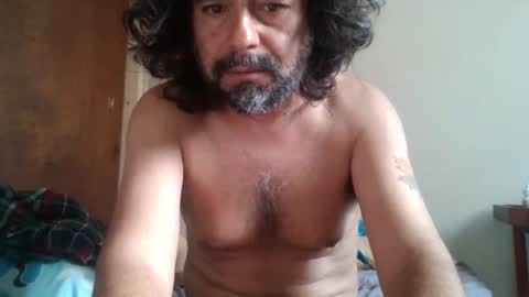 yeshuaaa999 online show from April 28, 2026, 2:44 pm