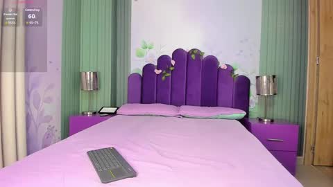 Snapshot of yess__daddy chatting on January 25, 2025, 10:19 am yess__daddy online show from January 25, 2025, 10:19 am