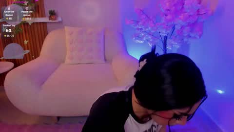 Snapshot of yess__daddy chatting on September 25, 2025, 11:03 am yess__daddy online show from September 25, 2025, 11:03 am