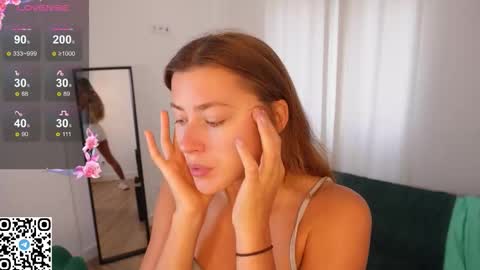 Snapshot of yess_kiki chatting on September 18, 2025, 8:16 am Kiki online show from September 18, 2025, 8:16 am