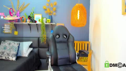 yessika_parker online show from March 25, 2026, 9:15 am